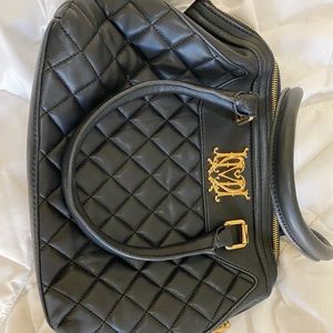 QUILTED LOVE MOSCHINO PURSE!
